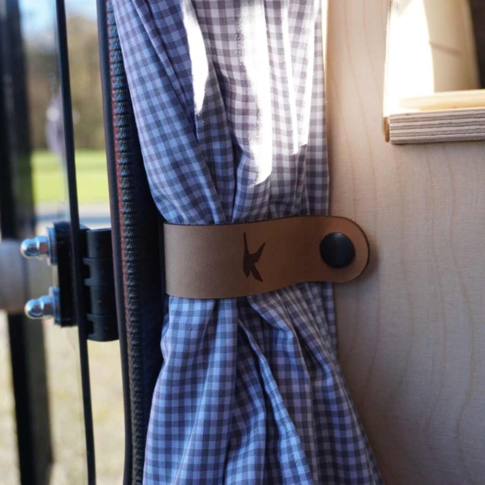 Emma neuer Miniwohnwagen hochwertige Verarbeitung mit Vorhängen