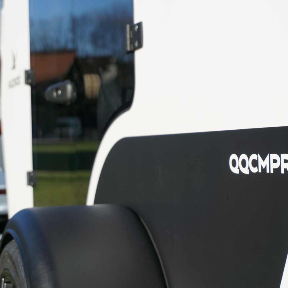 Emma - der neue Miniwohnwagen von der Seite